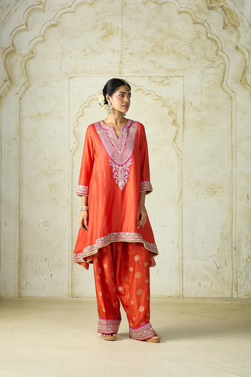 Nadia Farshi Set